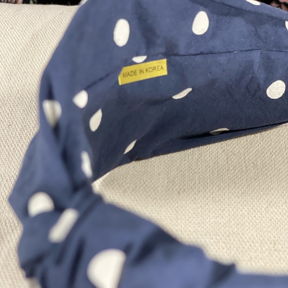 Headband - Picture 4 of 4